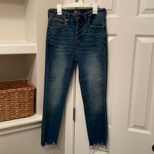 A&F high rise jeans sz 28/6S